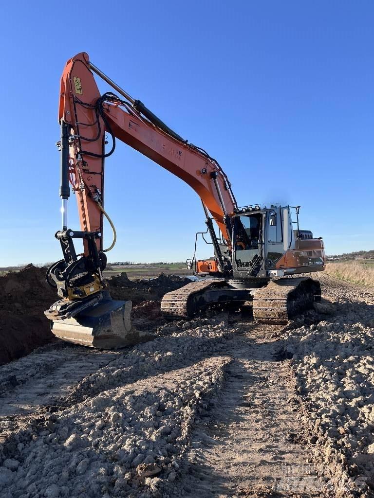 Doosan DX255 LC-7 Crawler excavators