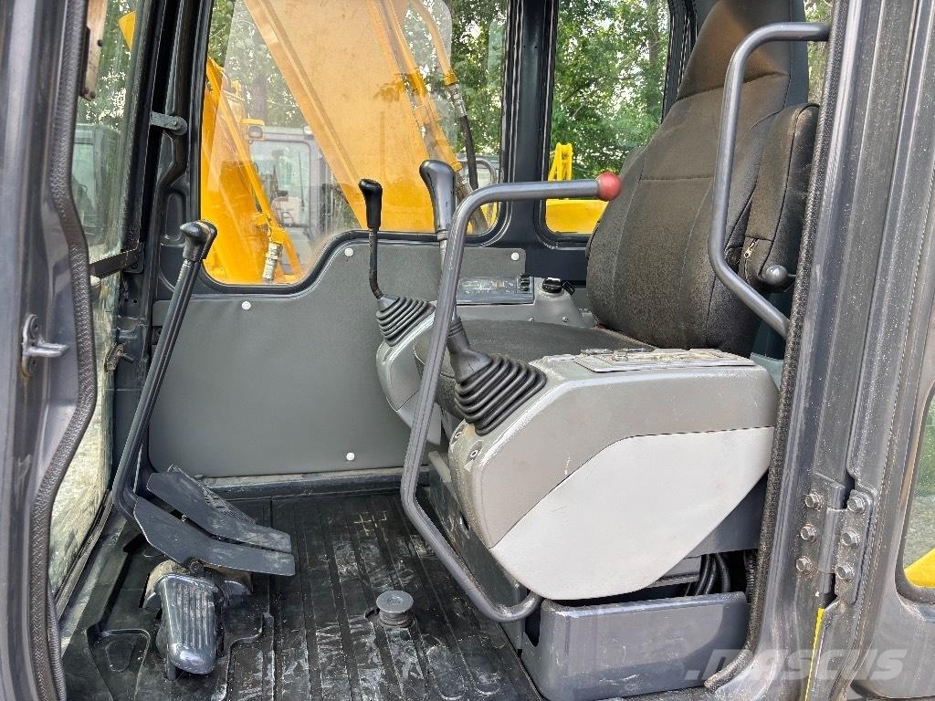 Komatsu PC 70 Mini excavators < 7t (Mini diggers)
