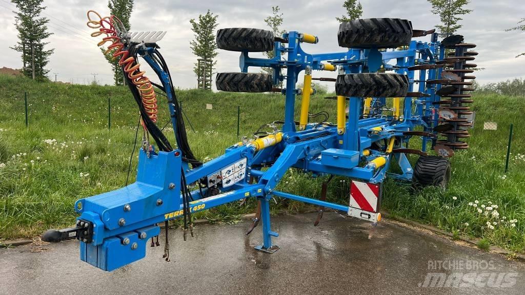 Farmet Terrix 450 PS Chisel ploughs