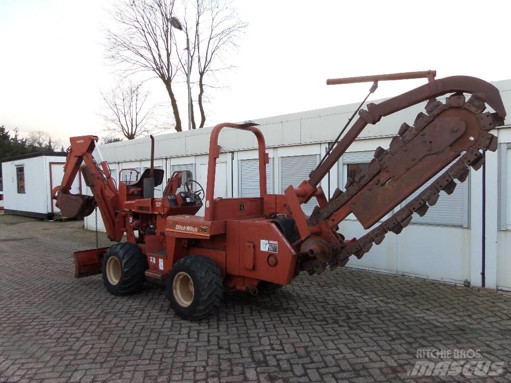 Ditch Witch 4010 DD Trenchers