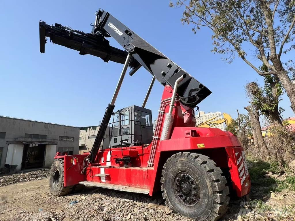 Kalmar DRT 450 Reach stackers