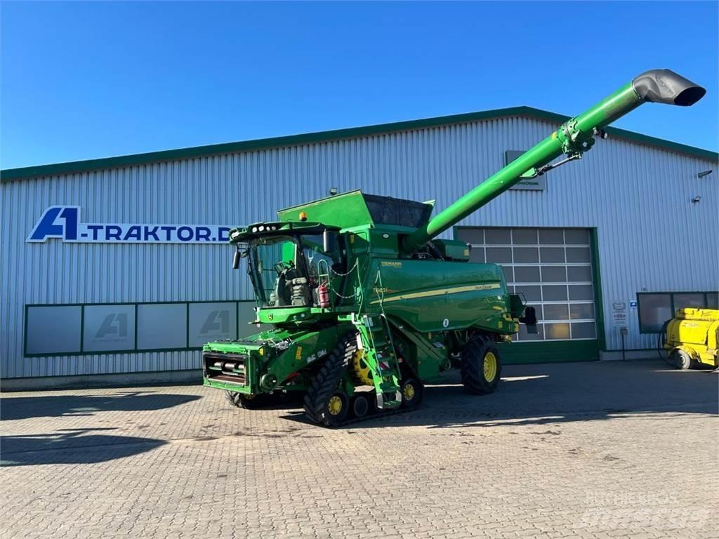 John Deere T660 Combine harvesters