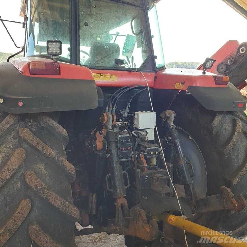 Massey Ferguson 8260 Tractors