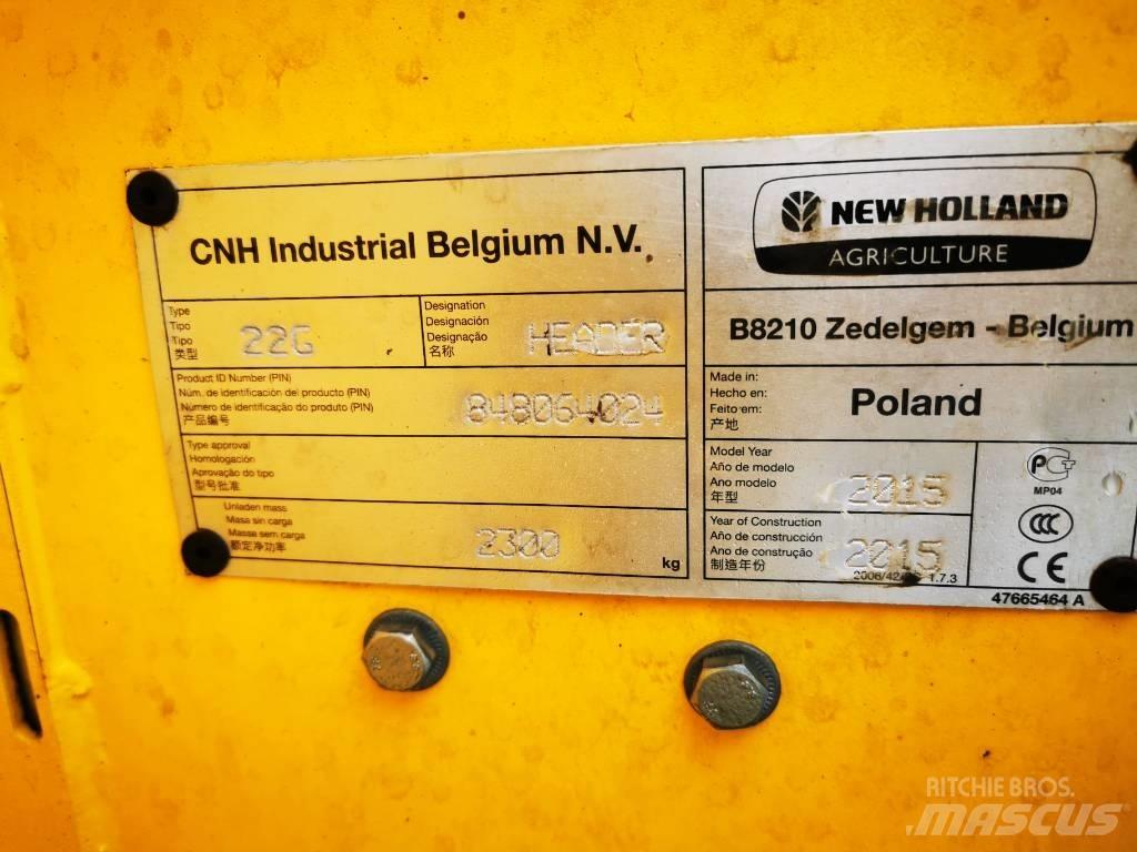 New Holland CX 8070 Combine harvesters