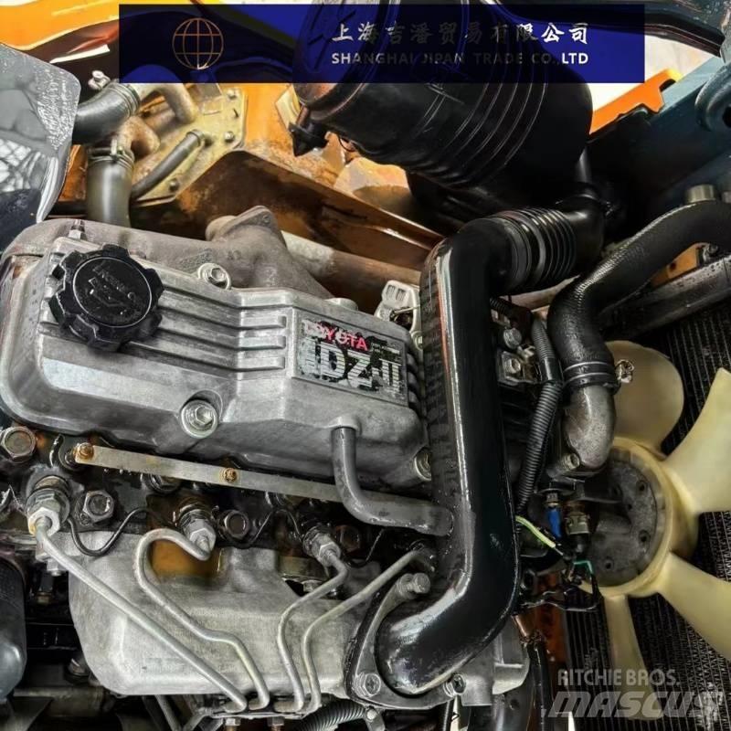 Toyota 25 Diesel trucks