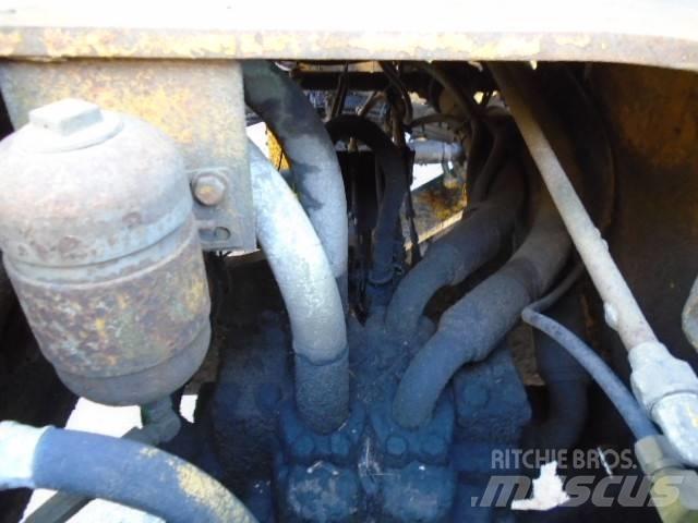 Clark Michigan 125 B Wheel loaders