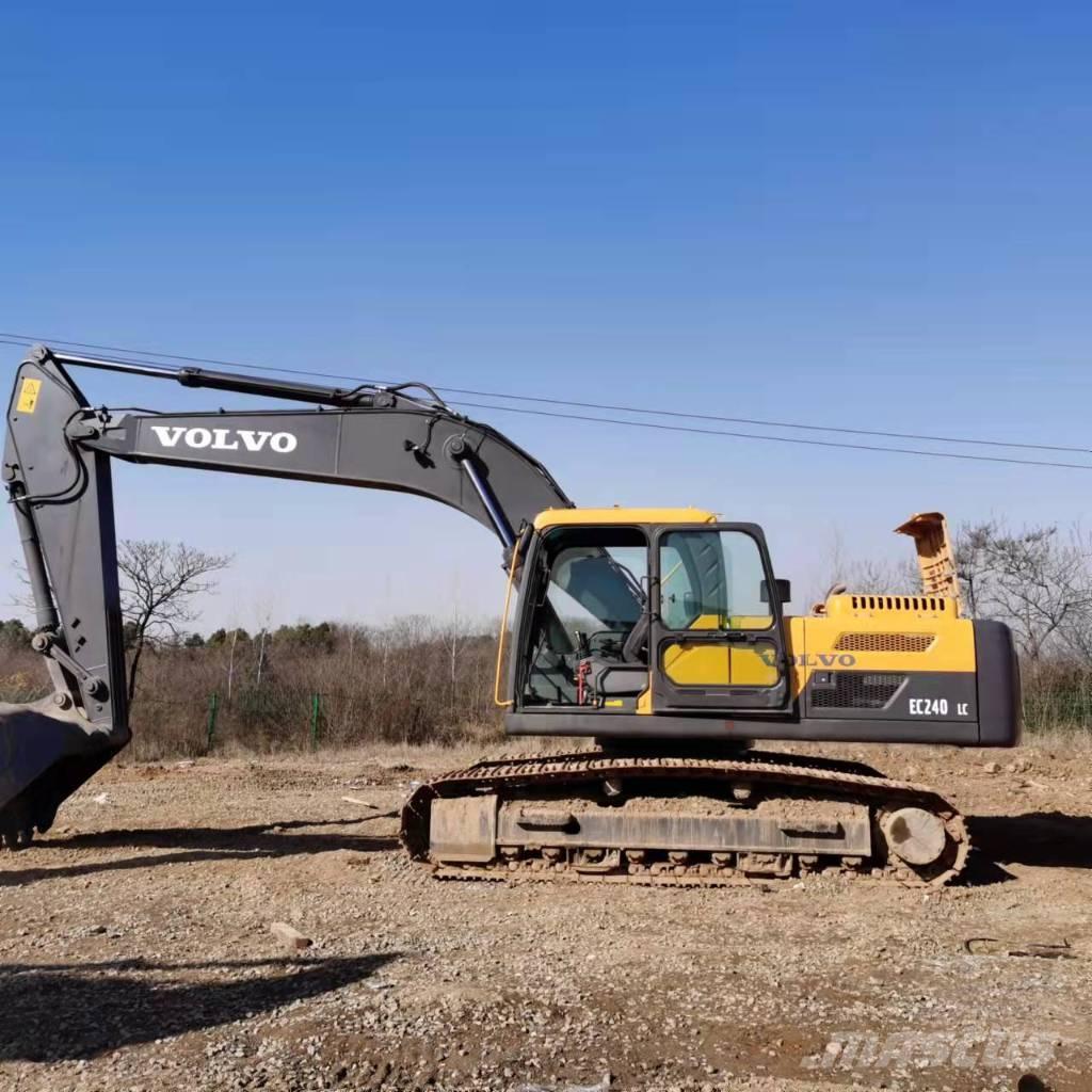 Volvo EC240 Crawler excavators