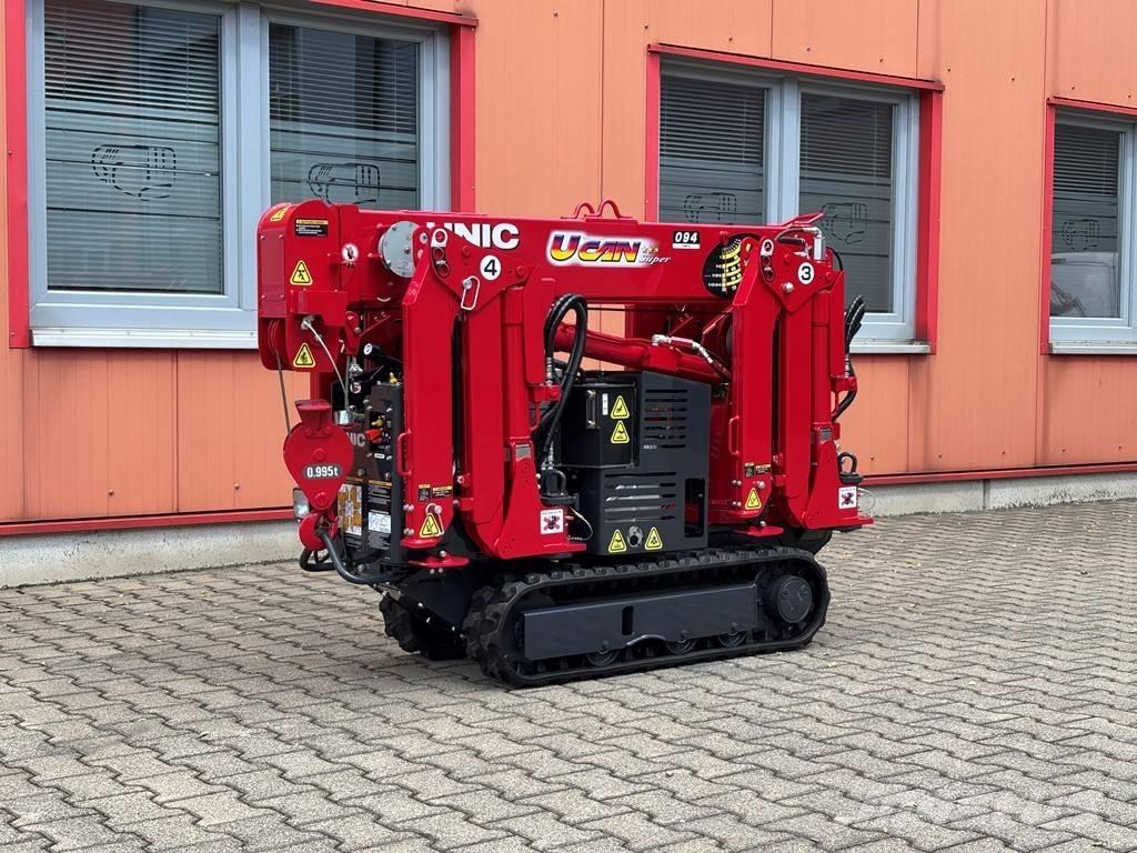 Unic URW-094 Track mounted cranes