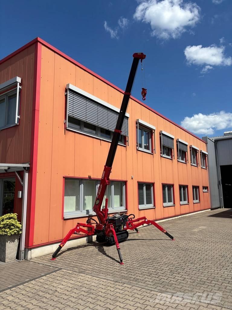 Unic URW-094 Track mounted cranes