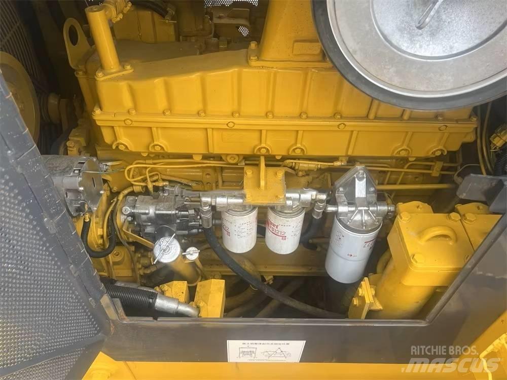 Shantui SD 32 Crawler dozers