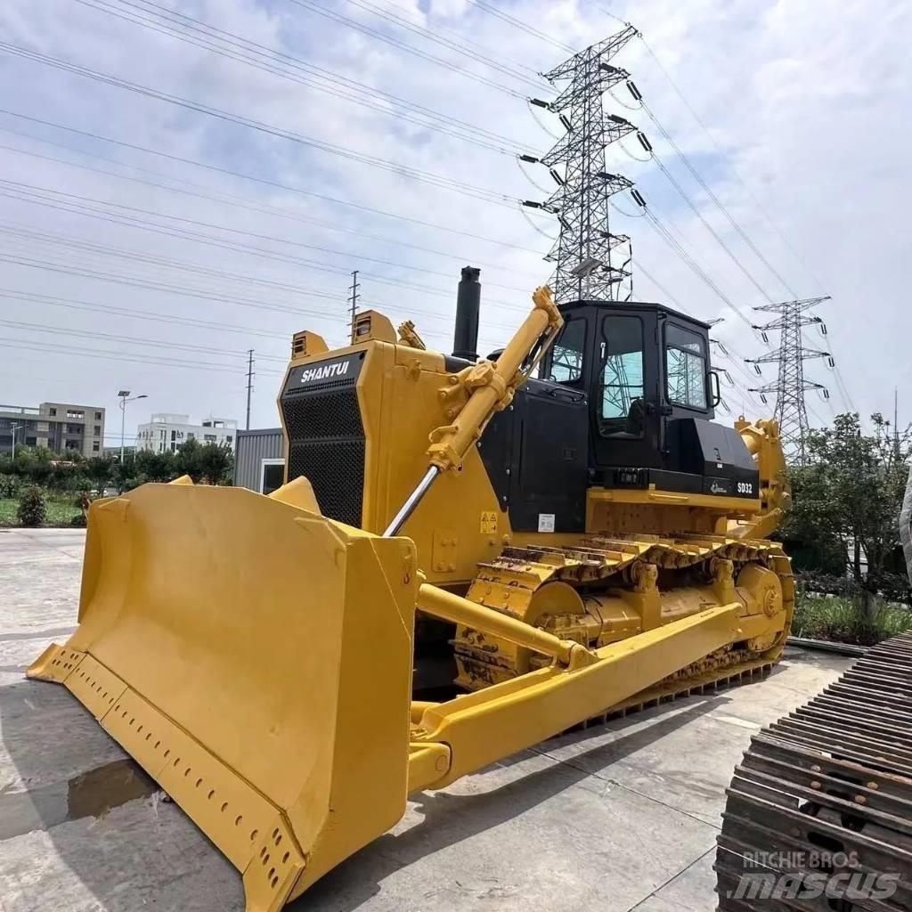 Shantui SD 32 Crawler dozers
