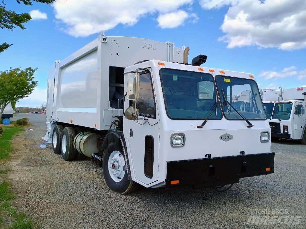  Crane Carrier LE Waste trucks