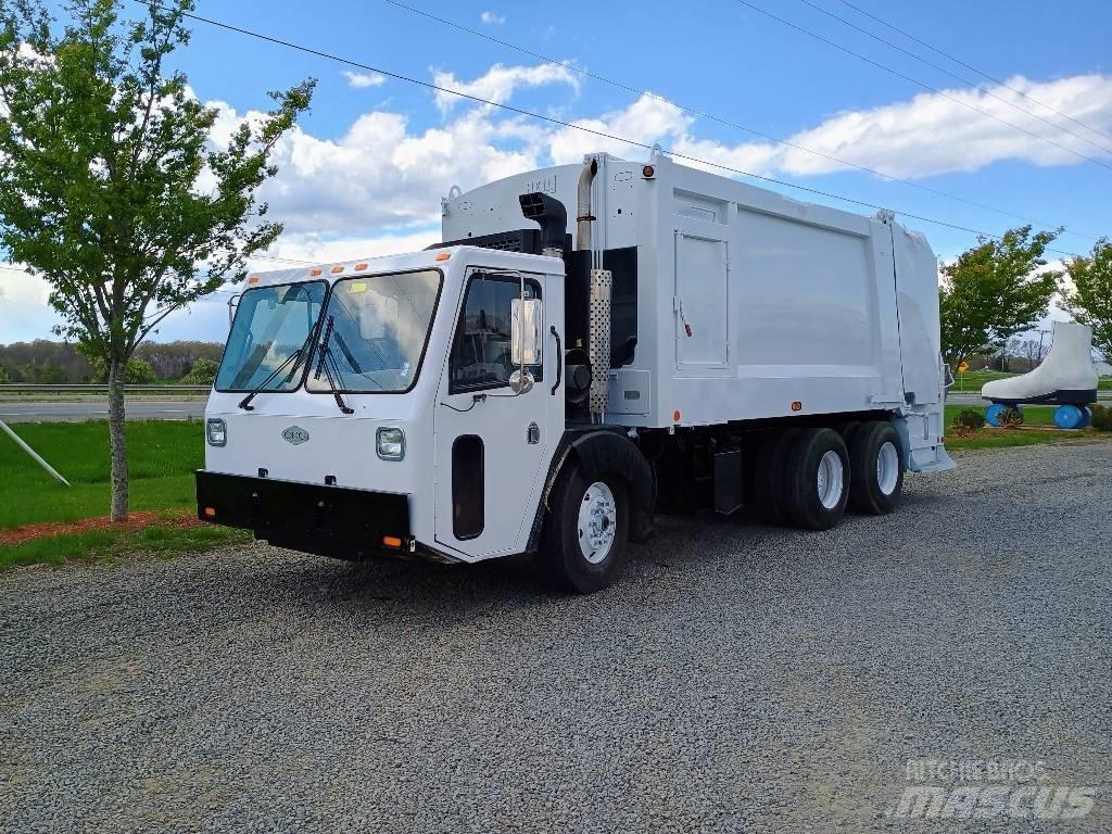  Crane Carrier LE Waste trucks