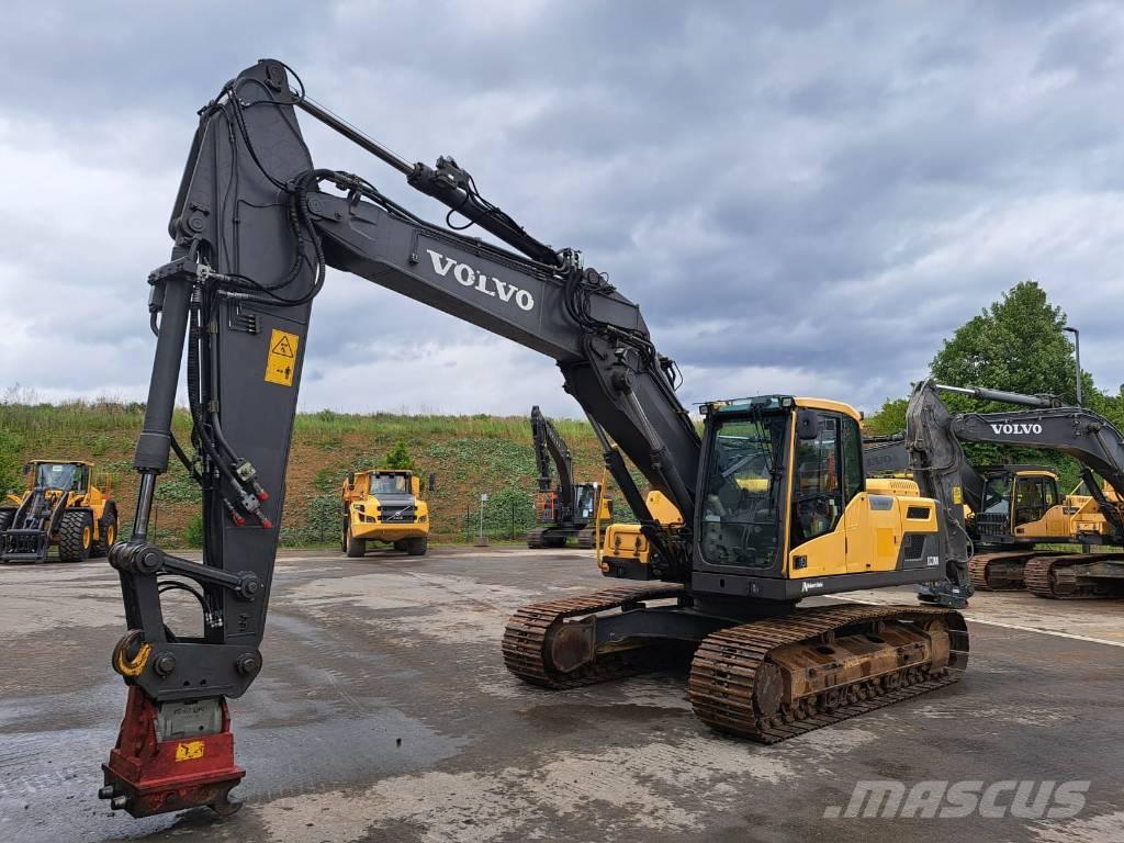 Volvo EC 220 DL Crawler excavators