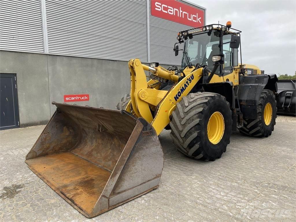 Komatsu WA320-7 Wheel loaders