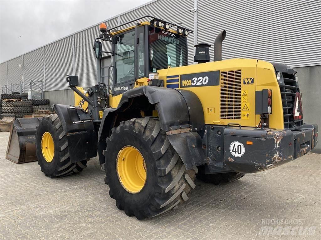 Komatsu WA320-7 Wheel loaders