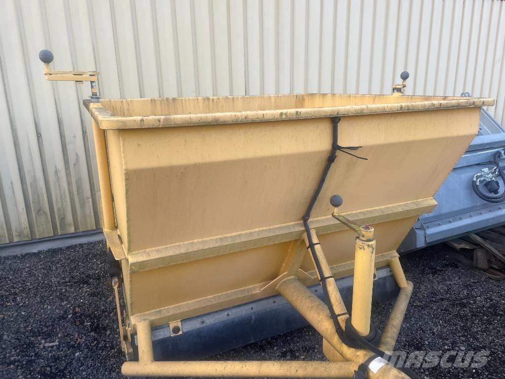  Ströman T-15 E Sand and salt spreaders