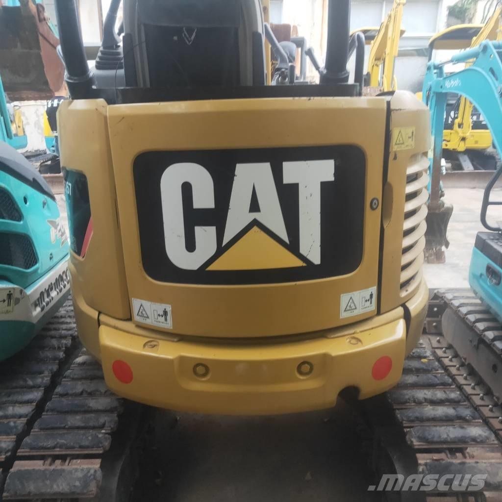 CAT 302C Mini excavators < 7t (Mini diggers)