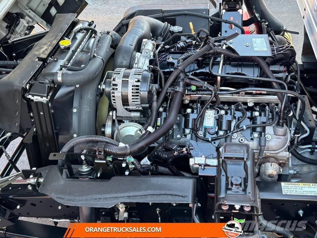 Isuzu NPR HD Box trucks