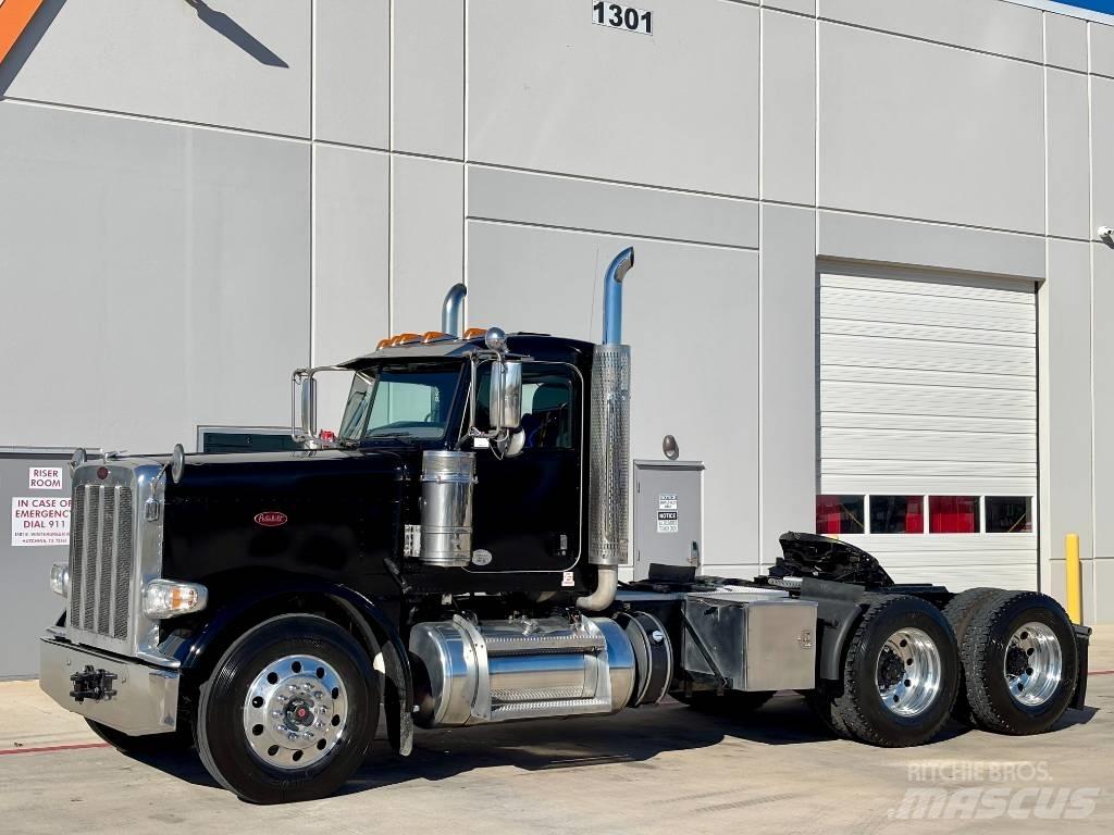 Peterbilt 389 Prime Movers