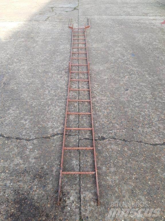 Access LADDER Farm machinery