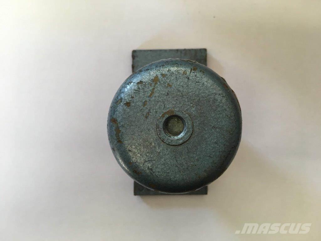  ANTI VIBE Farm machinery