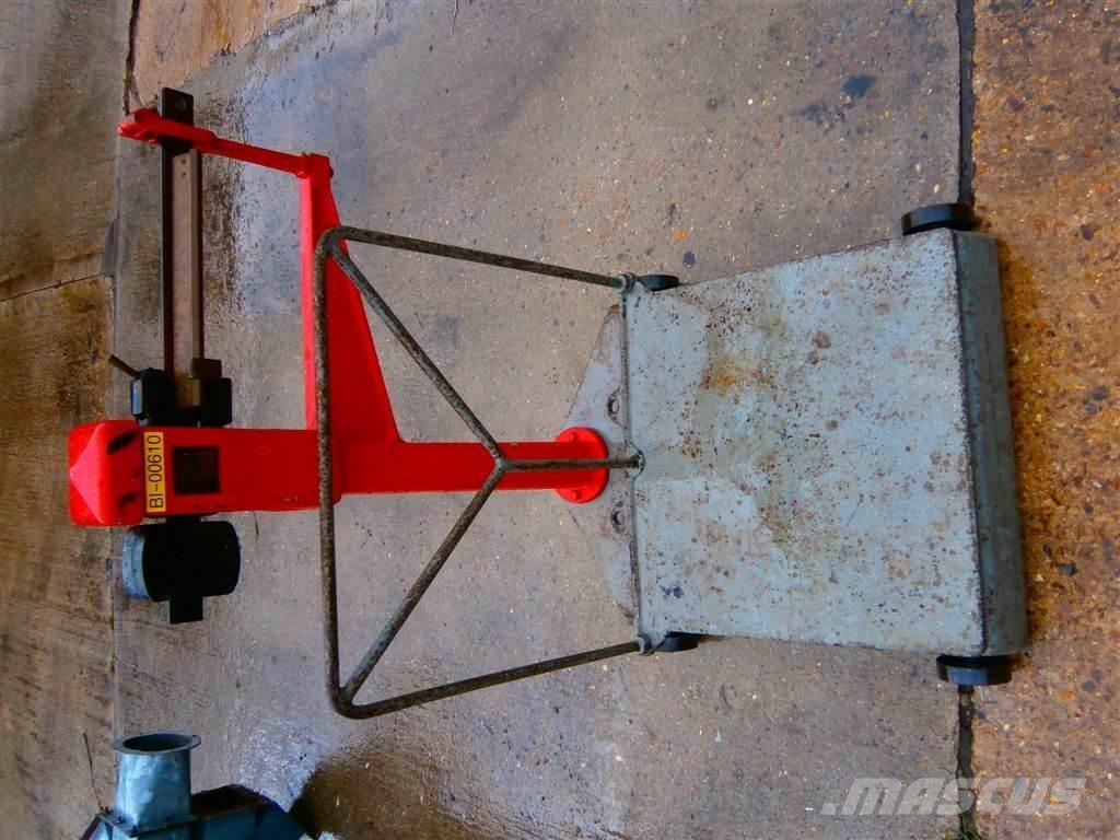  ASHWORTH LTD Farm machinery