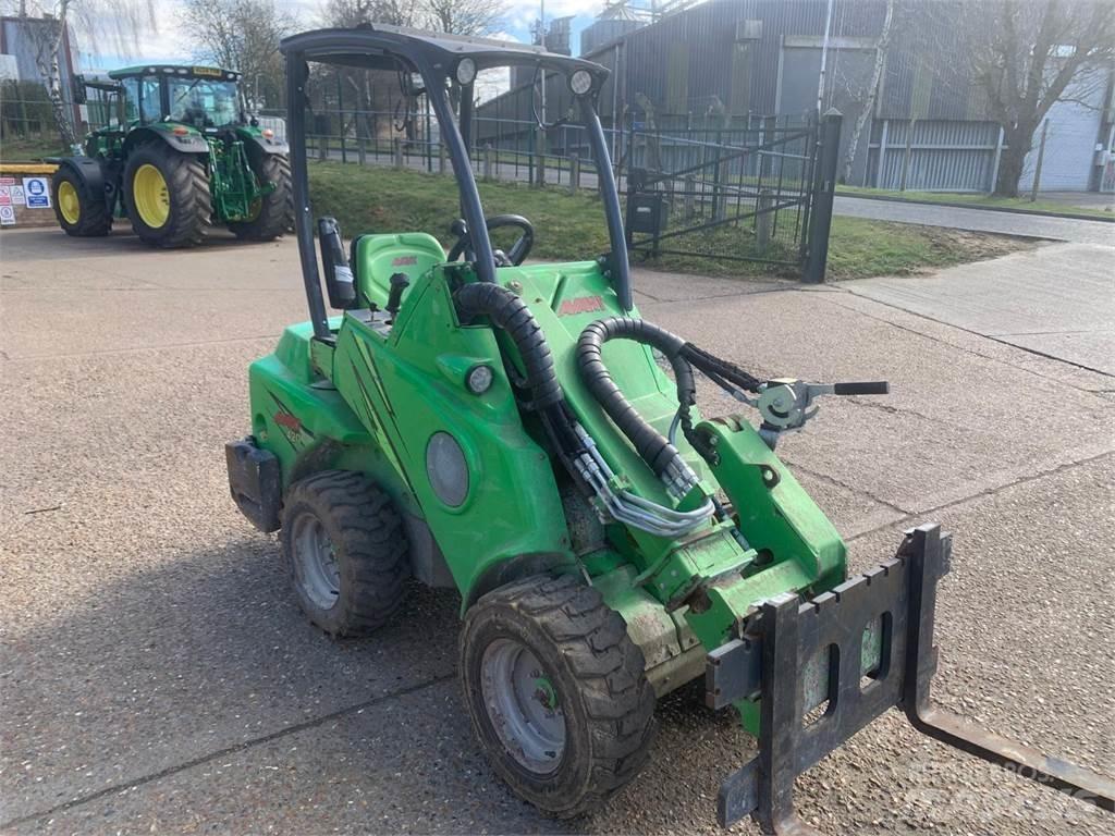 Avant AV 420 Farm machinery