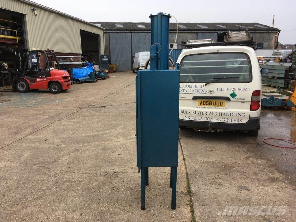  BAG COMPACTOR Farm machinery