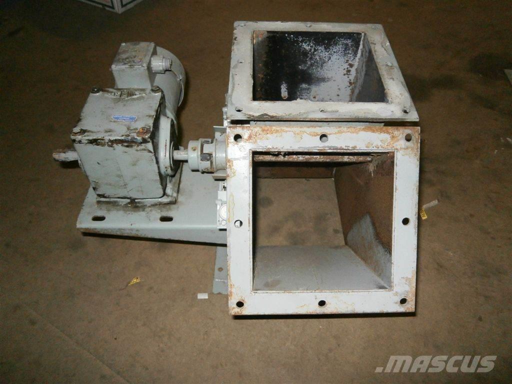  Carier DUCT Farm machinery