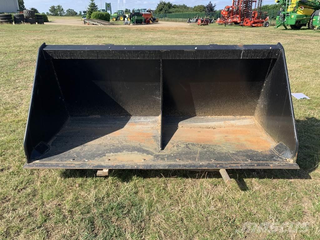 F.c.walker 1.5M3 Buckets