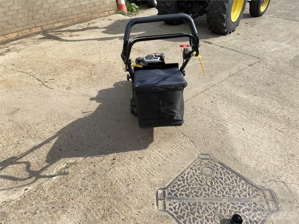 Hayter HARRIER 48 Farm machinery