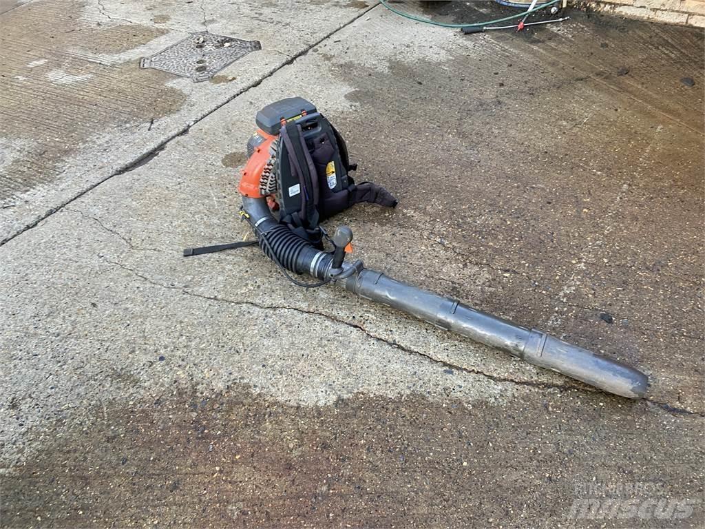 Husqvarna 570BTS Farm machinery