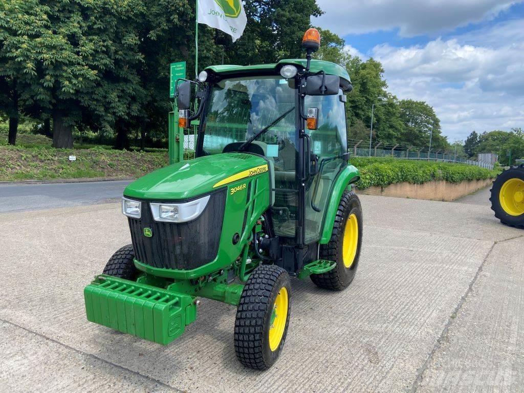 John Deere 3046R Compact tractors