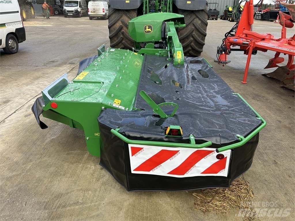 John Deere 331 Mower-conditioners
