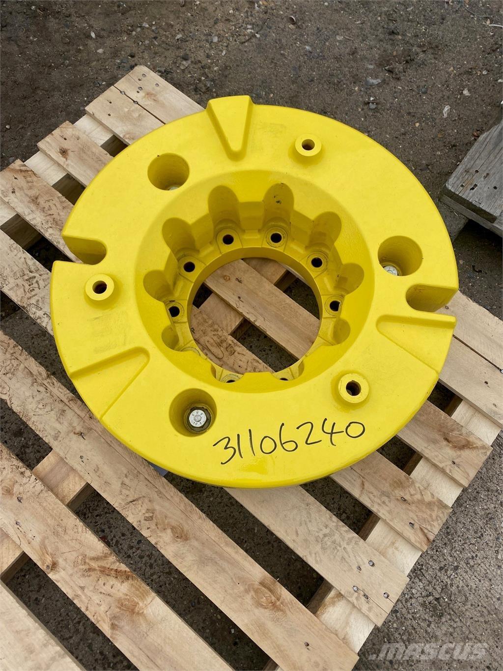 John Deere 600KG Farm machinery