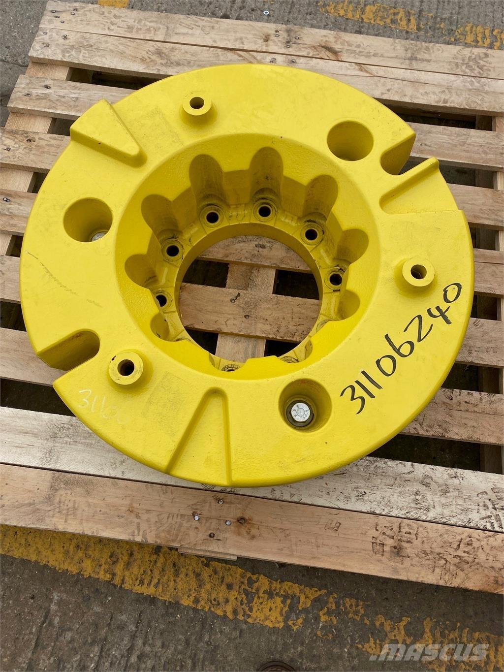 John Deere 600KG Farm machinery