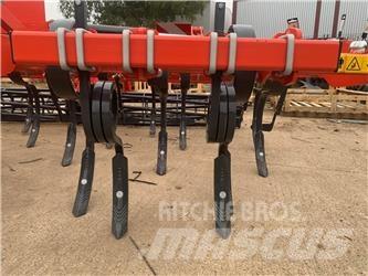 Kuhn TRACK Ploughs