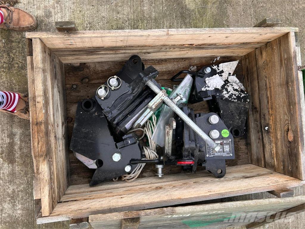 McConnel BRACKETS Telehandlers