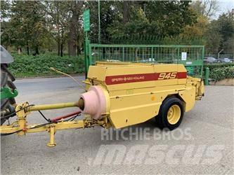 New Holland 945 Round balers
