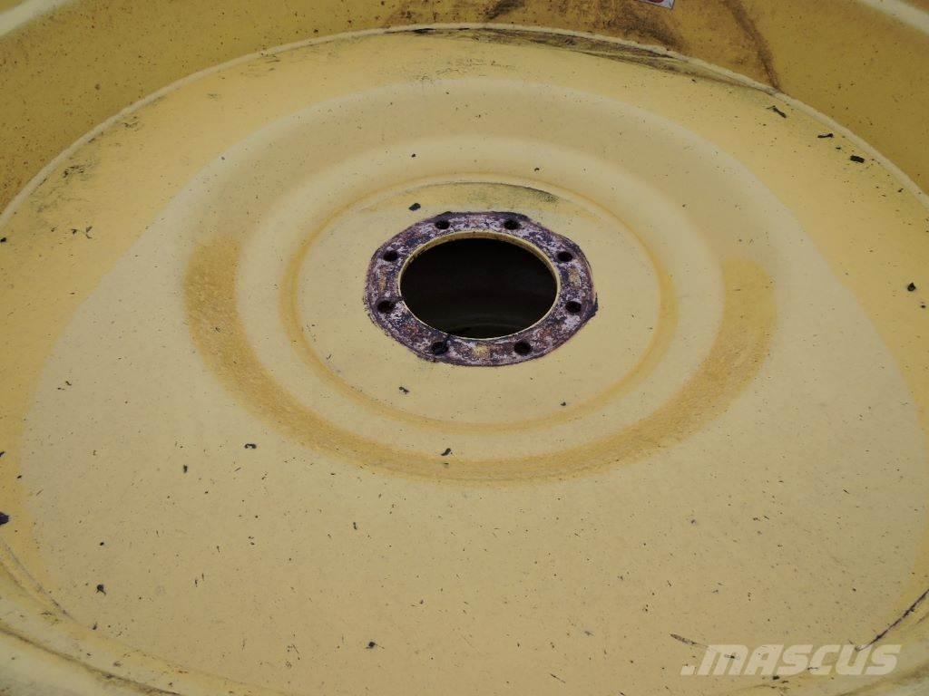 ROWCROP Tyres, wheels and rims