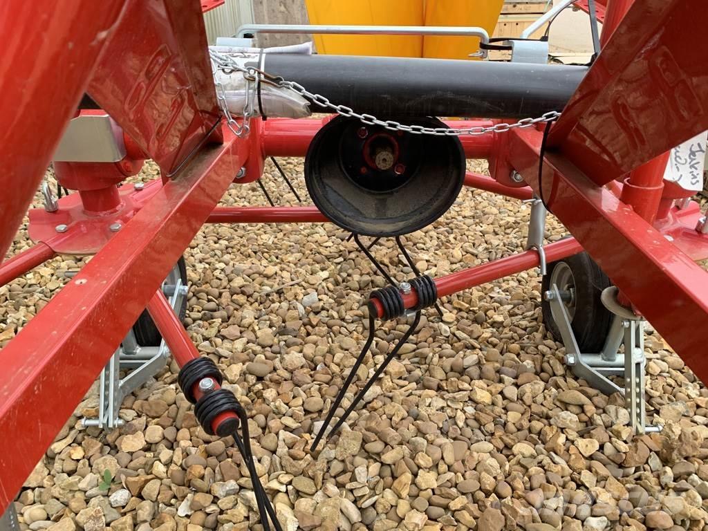 Tomlin TEDDER Farm machinery