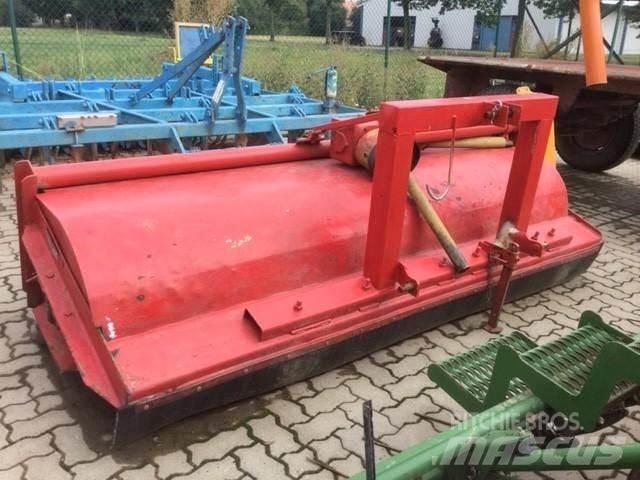 Dücker UM27 Farm machinery