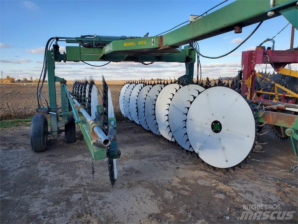 Allen 8703 Rakes and tedders