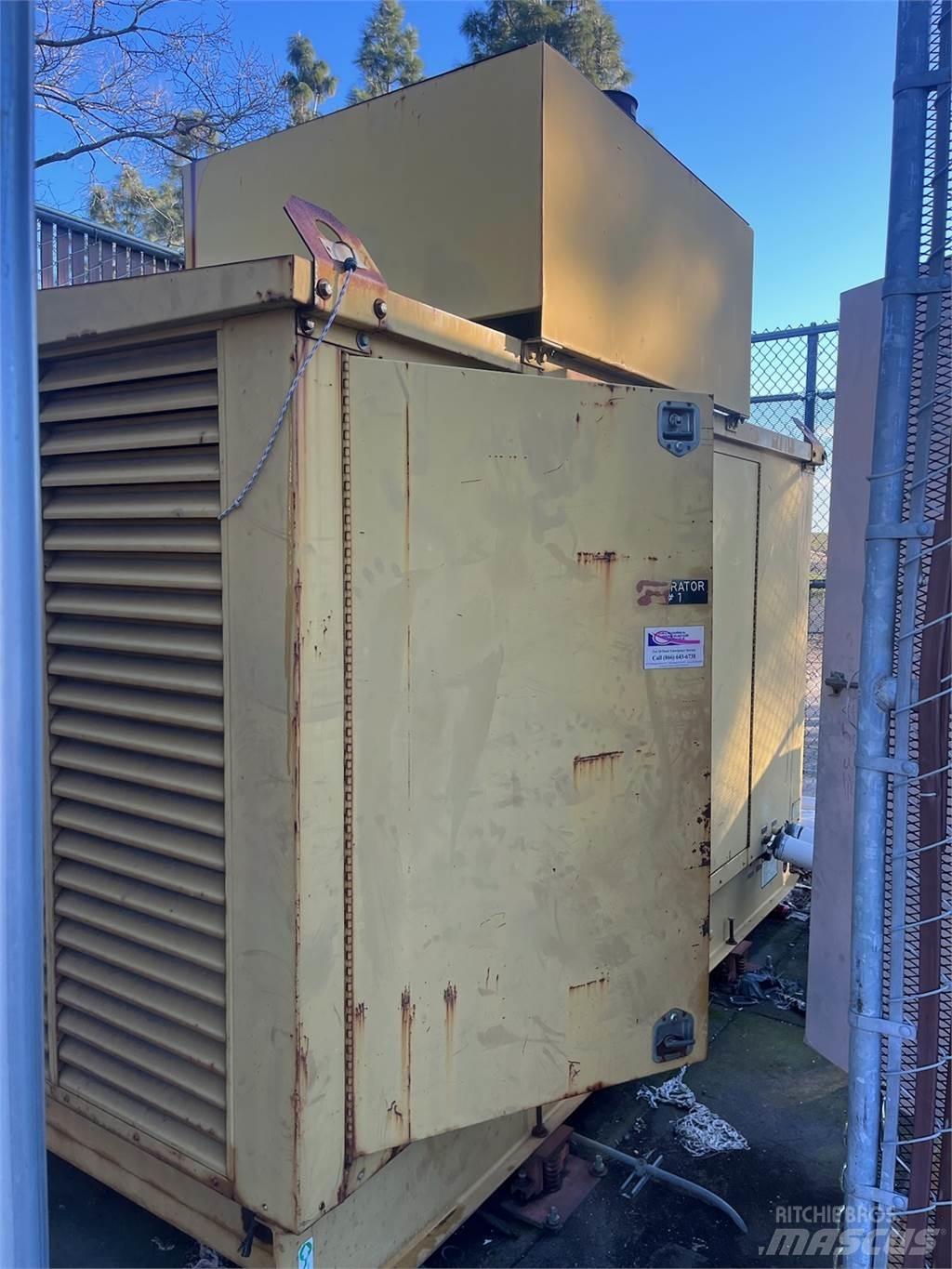 CAT 400 KW Other