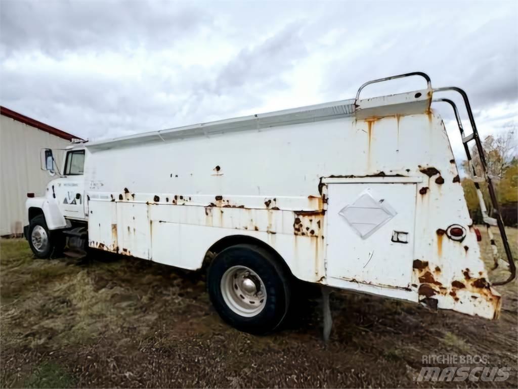 Ford LN8000 Other trucks