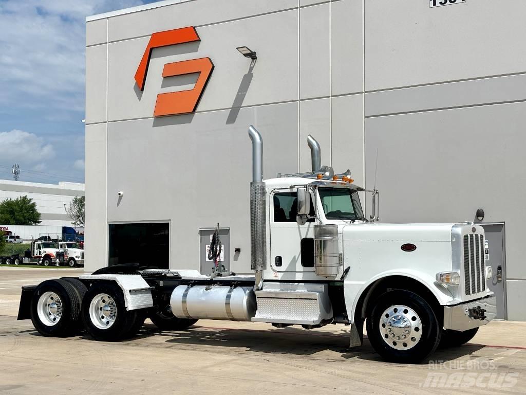 Peterbilt 389 Prime Movers