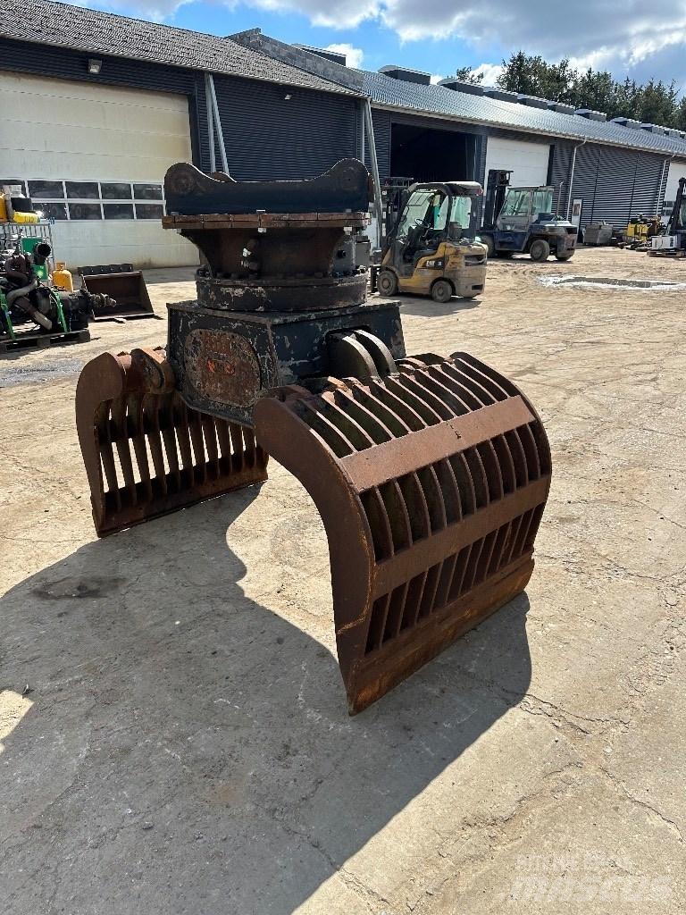 JST Sorteregrab Special excavators