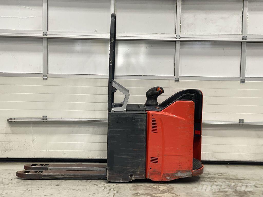 Linde T20SP Low lift with platform