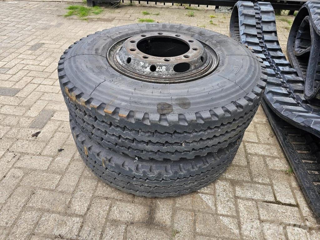 Liebherr A914 Wheeled excavators